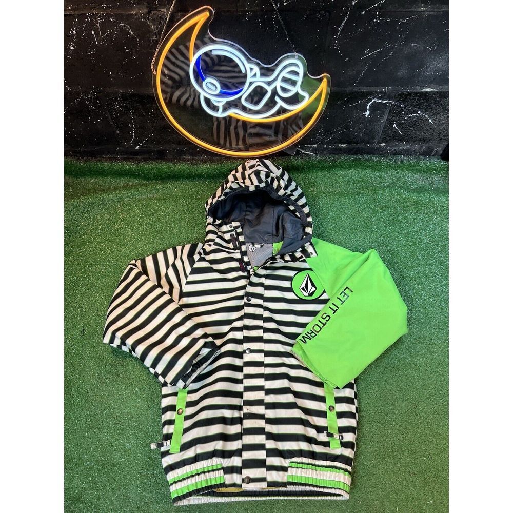 Volcom Stone Snowboard Ski Winter Jacket Green Youth Boys Size 6,000 MM